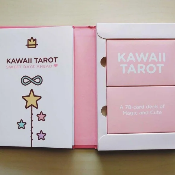 Kawaii Tarot: A 78-Card Deck of Magic and Cute - Picture 2 of 2